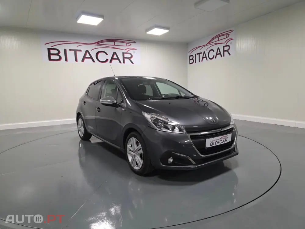 Peugeot 208 1.6 BlueHDi Style