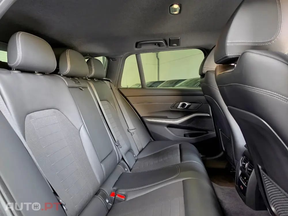 BMW 320 e Line Sport Auto