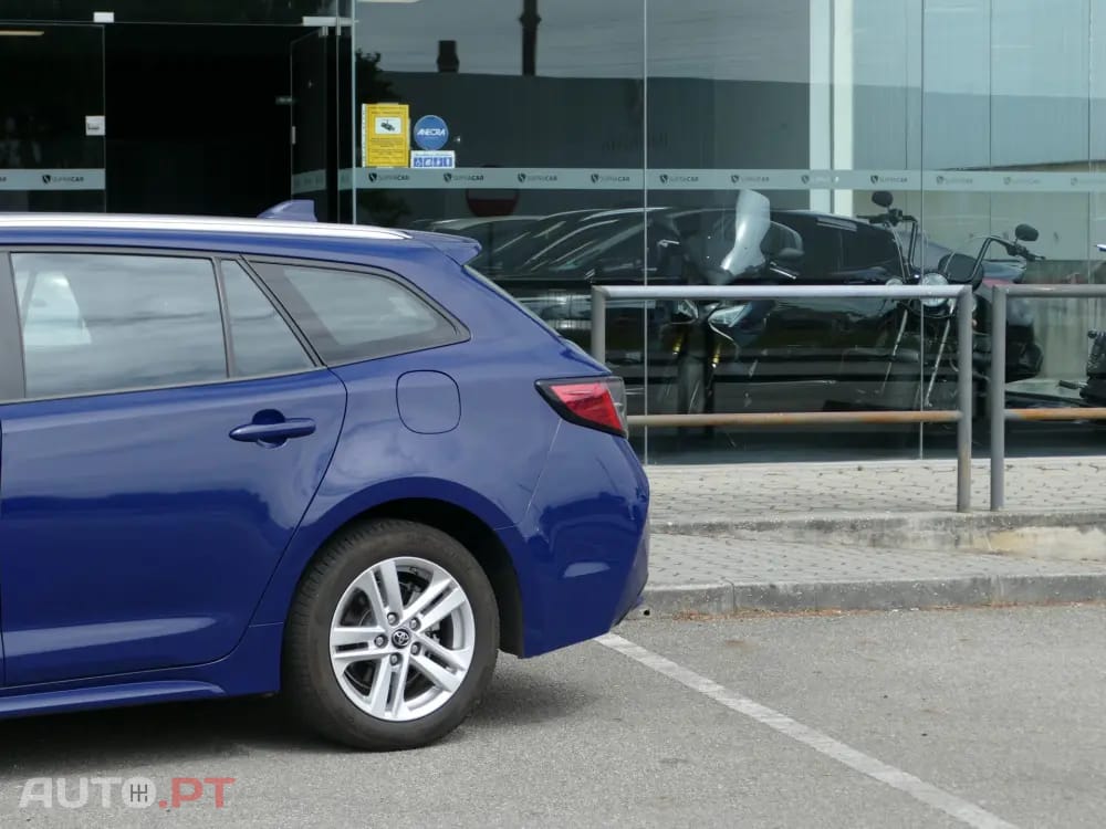 Toyota Corolla 1.8 Hybrid Active