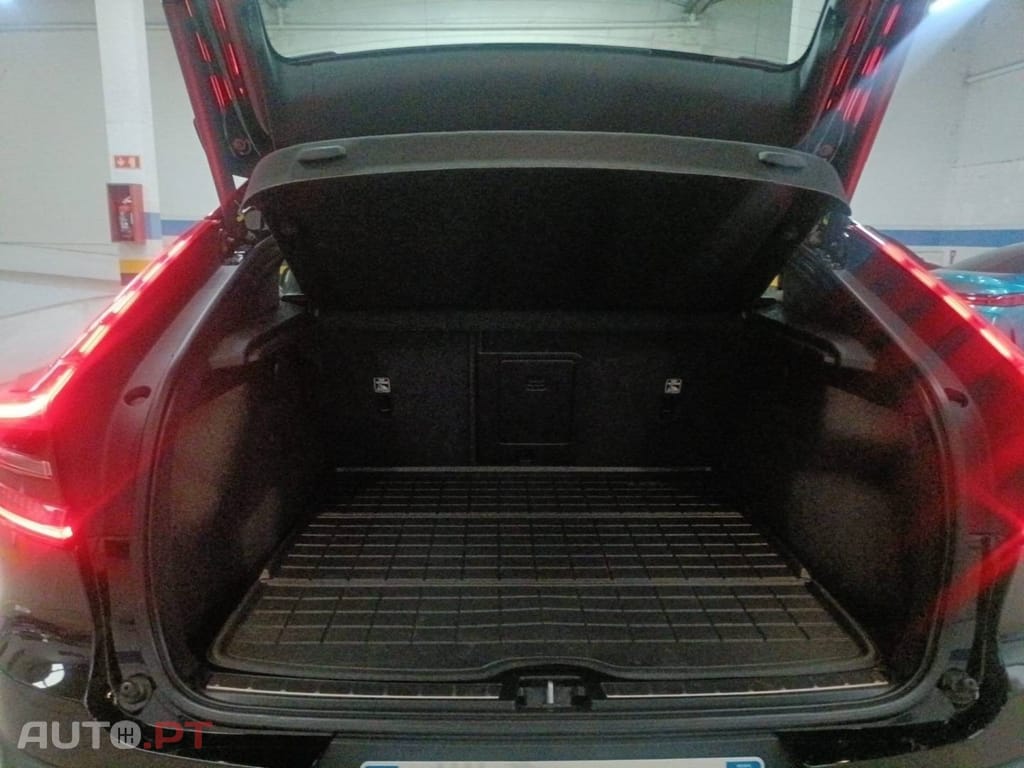 Volvo C40 Recharge Plus