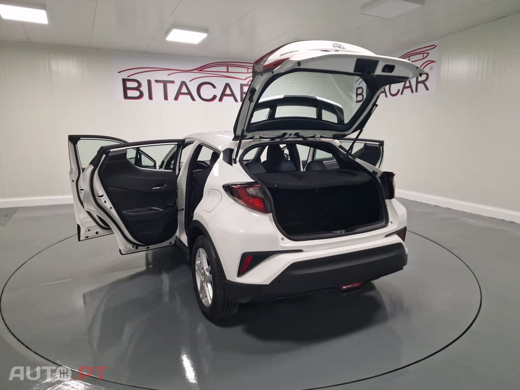 Toyota C-HR 1.8 Hybrid Comfort