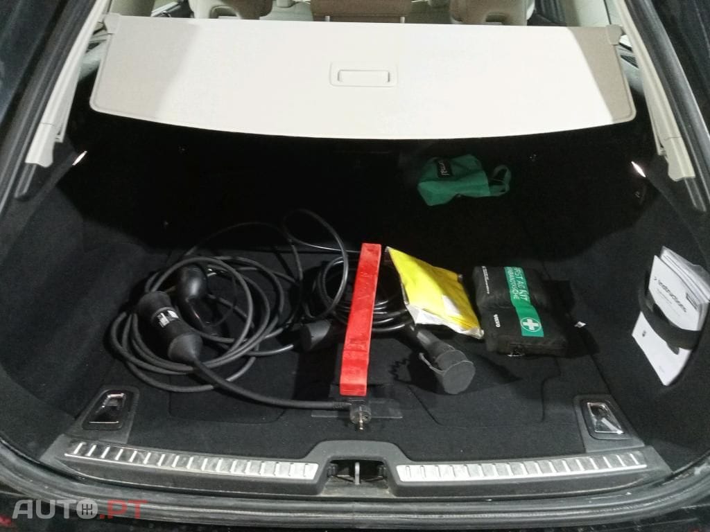 Volvo V90 2.0 T8 PHEV Inscription Expression AWD