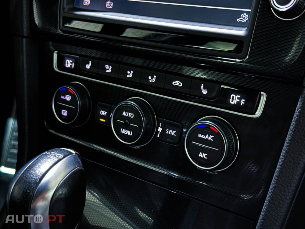 Volkswagen Golf GTi DSG