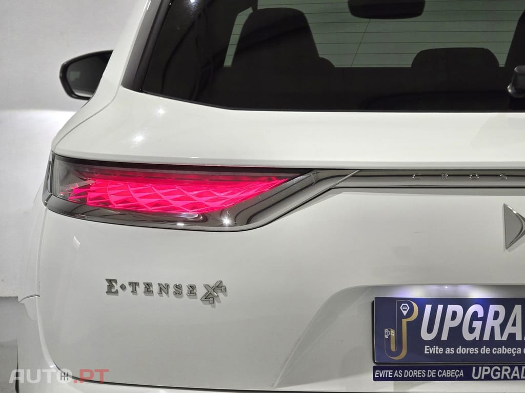 DS DS7 Crossback E-Tense Bastille+ EAT8