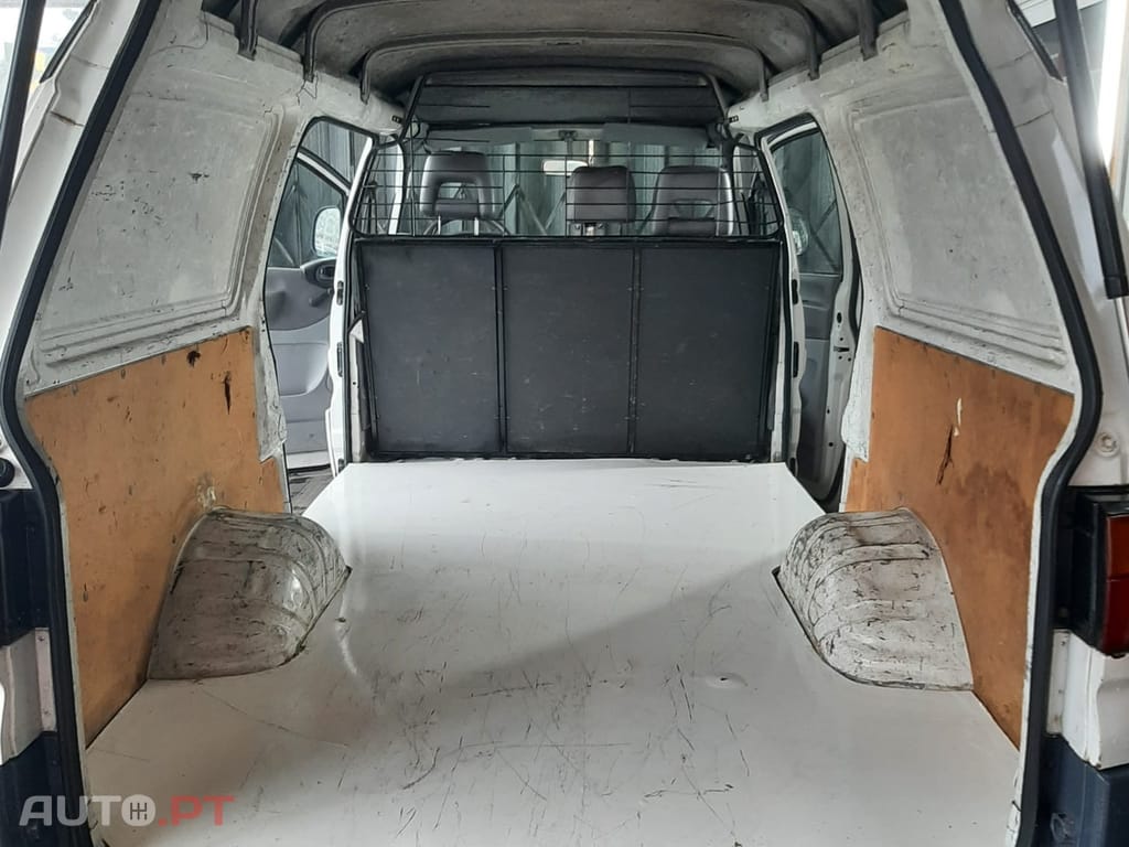 Opel Vivaro 2000 CDI