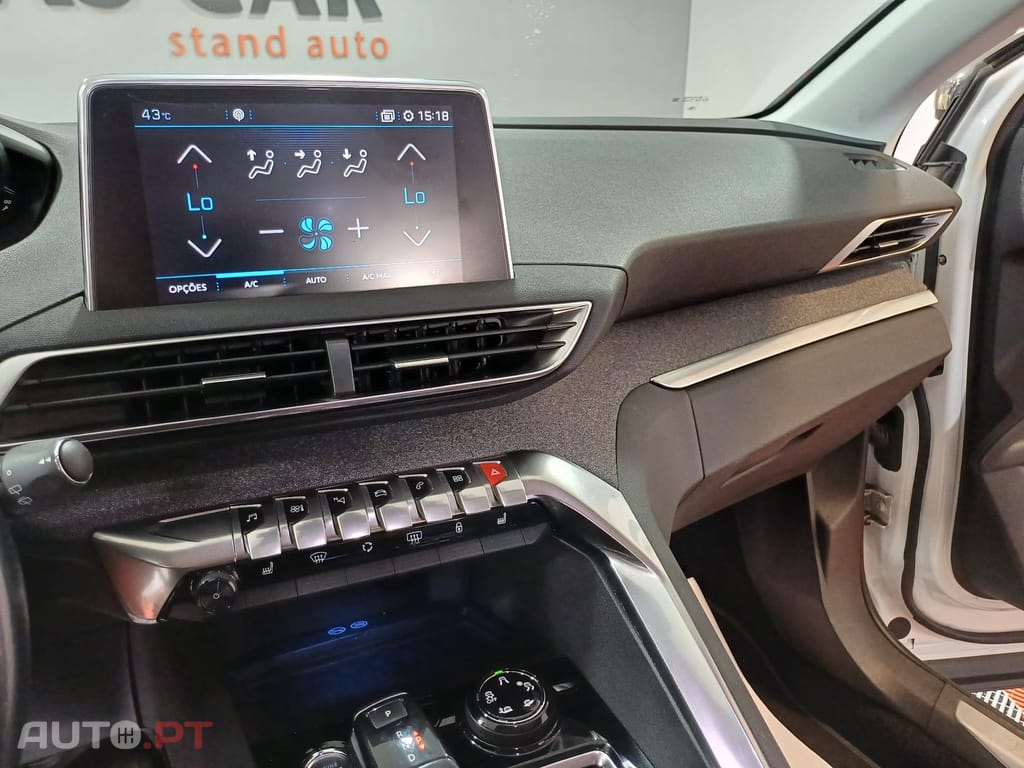 Peugeot 5008 1.2 PureTech Crossway Auto