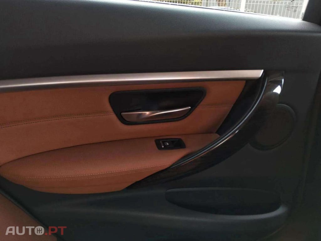 BMW 320 d Touring Line Luxury Auto