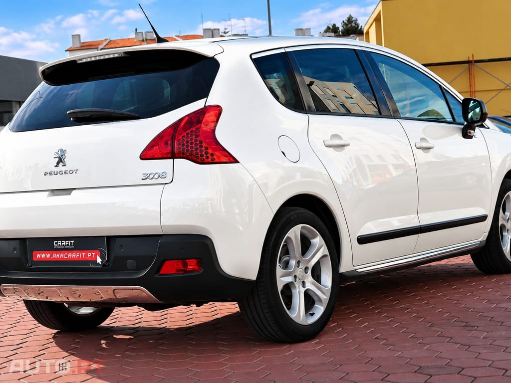 Peugeot 3008 2.0 HDi Hybrid4