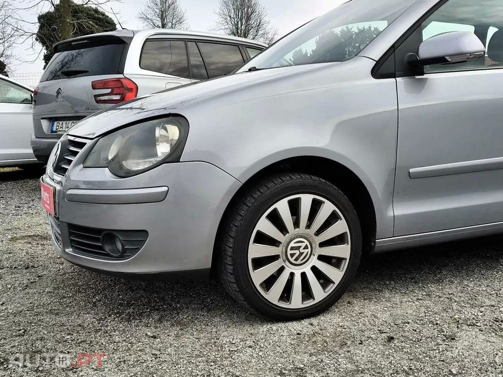 Volkswagen Polo 1.4 TDi Trendline — fotografia 24