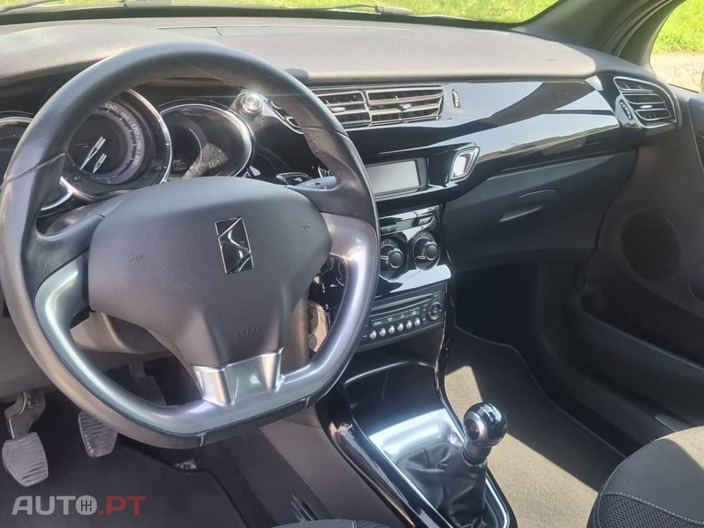 Citroen DS3 1.2 VTi So Chic
