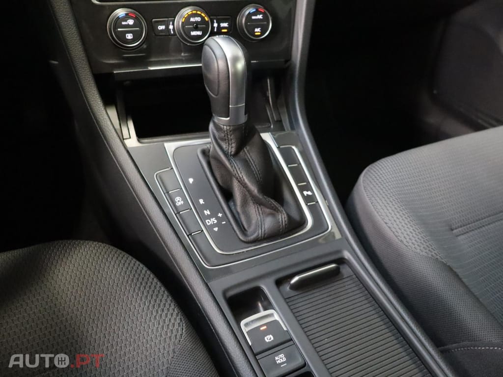 Volkswagen Golf 1.6 TDI  Confortline DSG Variant