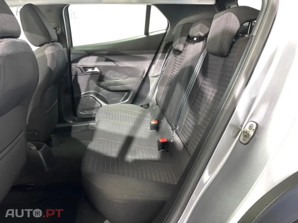 Peugeot 2008 1.2 PureTech Active