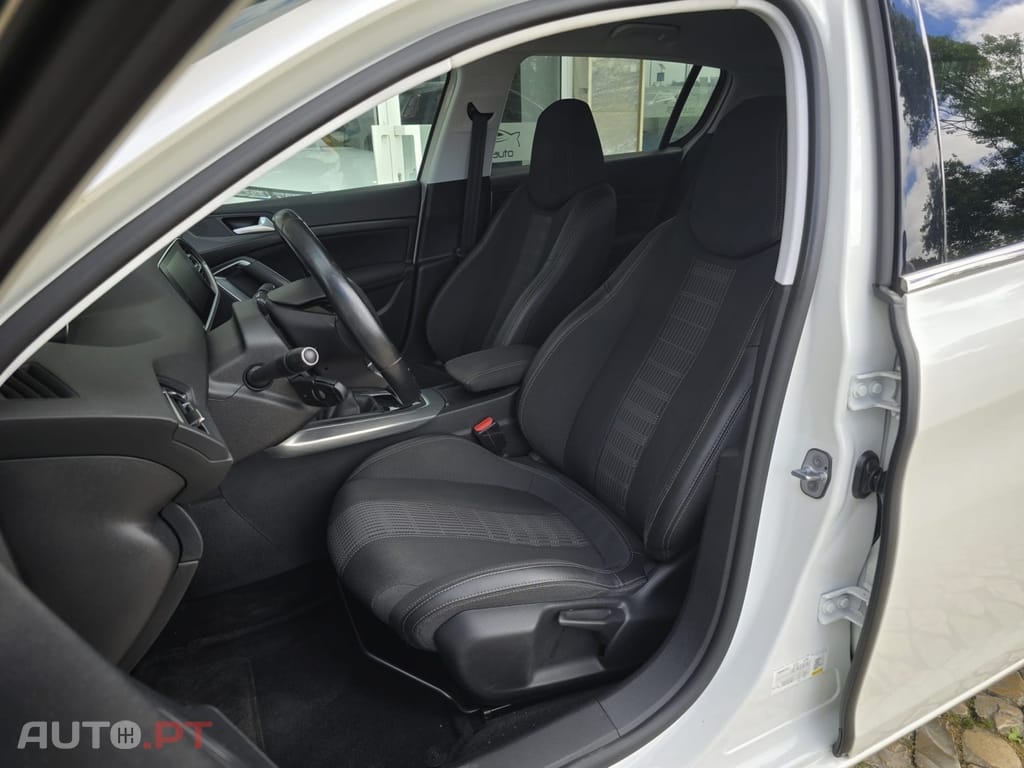 Peugeot 308 1.2 PureTech GT Pack