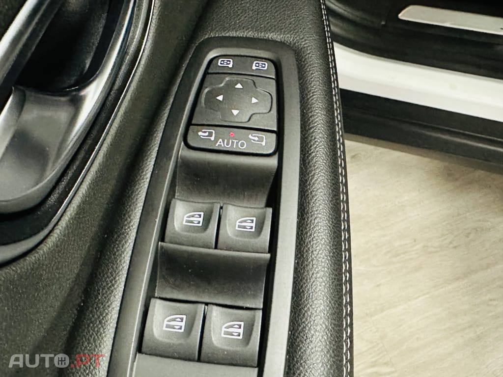 Renault Scénic 1.2 TCE Sport SS