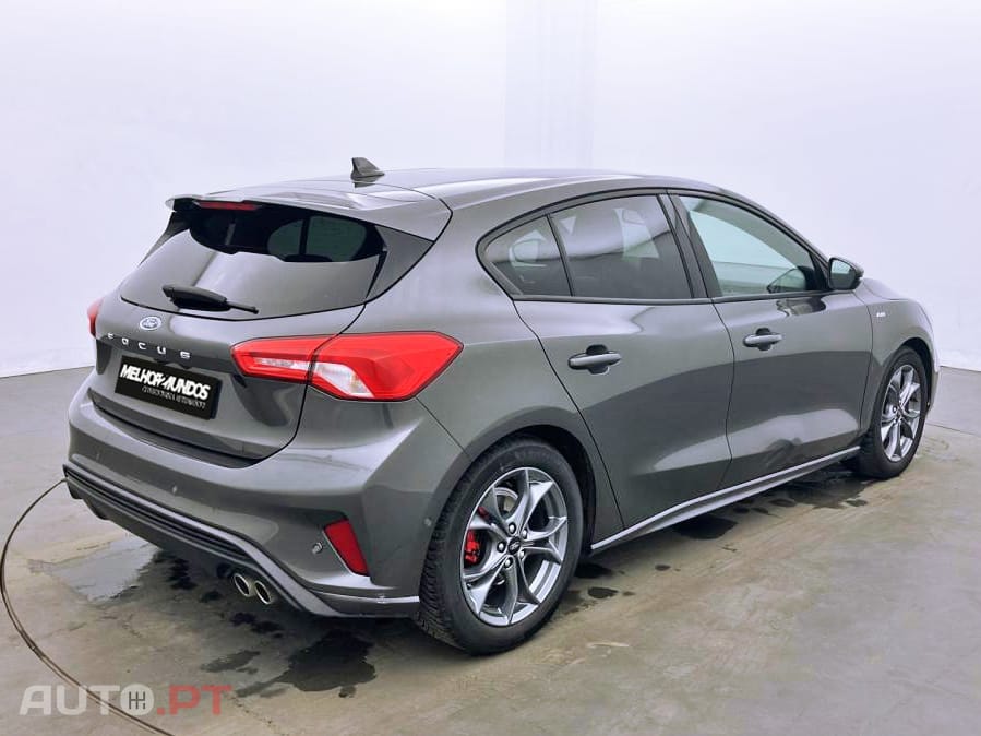 Ford Focus 1.0 EcoBoost Hybrid ST-LINE