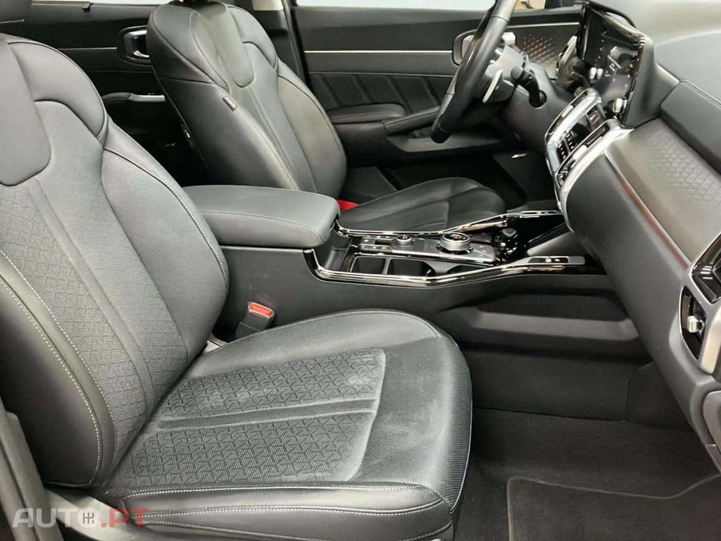 Kia Sorento 1.6 T-GDI PHEV Concept+SRF