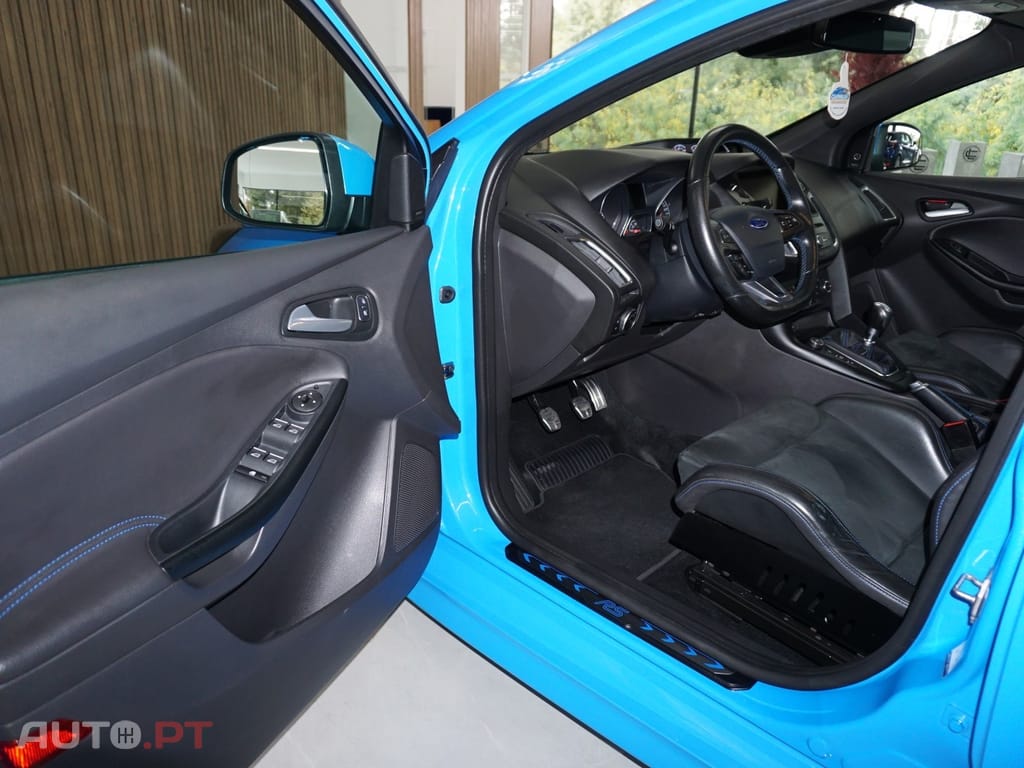 Ford Focus 2.3 EcoBoost S&S 4WD RS