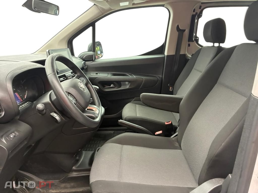 Toyota Proace City 1.5 D-4D Long Business
