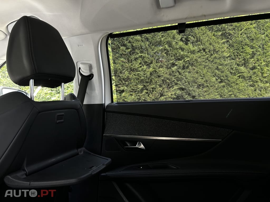 Peugeot 5008 1.5 BlueHDi Allure EAT8