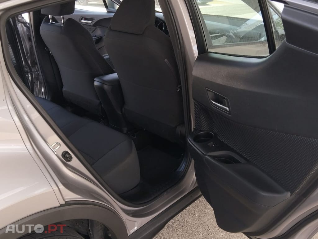 Toyota C-HR 1.2T Comfort+P.Style