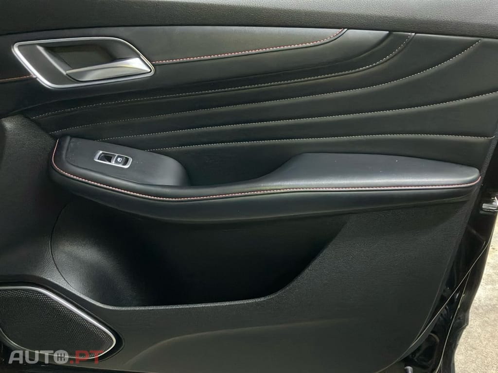 MG EHS 1.5 T-GDI Plug-in Hybrid Luxury