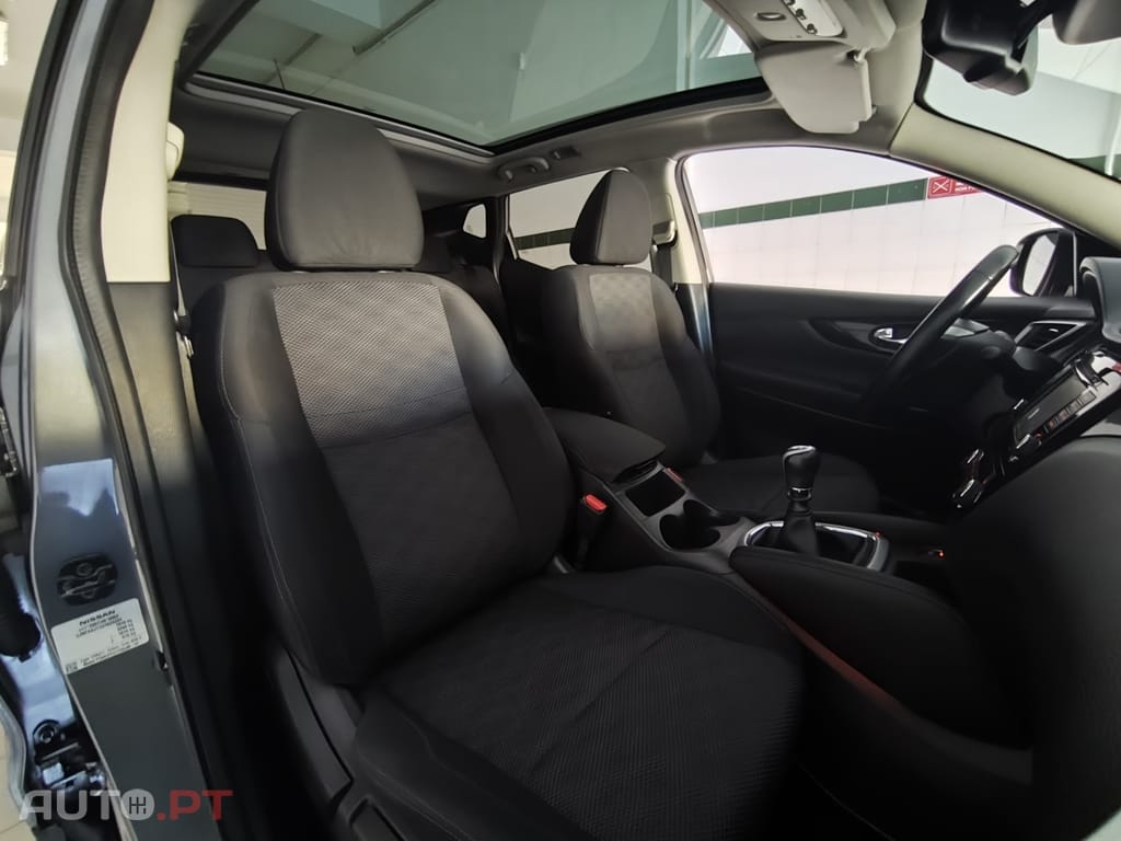 Nissan Qashqai 1.5 dCi Tekna