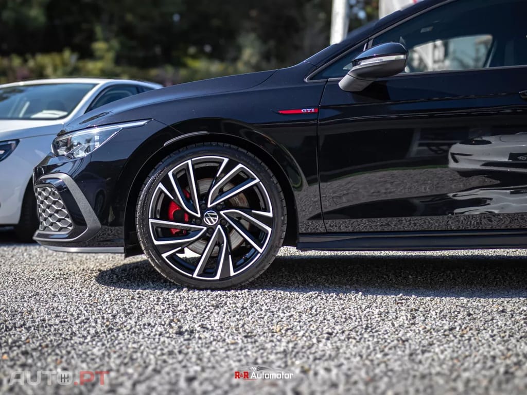 Volkswagen Golf 2.0 TSI GTI DSG Performance