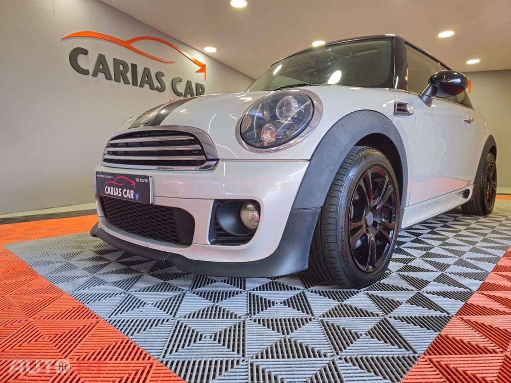 MINI Cooper D ( Kit John Cooper Works )