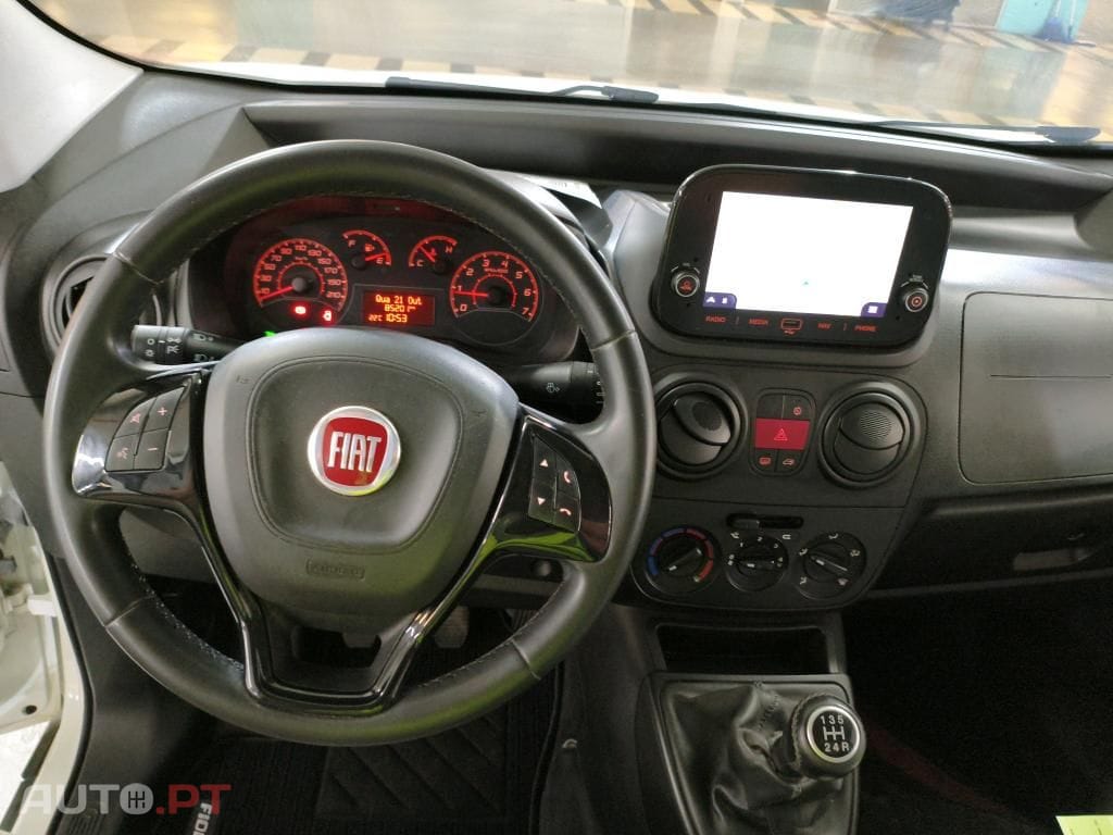 Fiat Fiorino 1.3 M-jet Adventure com 1GD