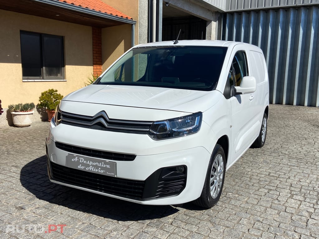 Citroen Berlingo 1.6 HDI 100 CV  CarPlay