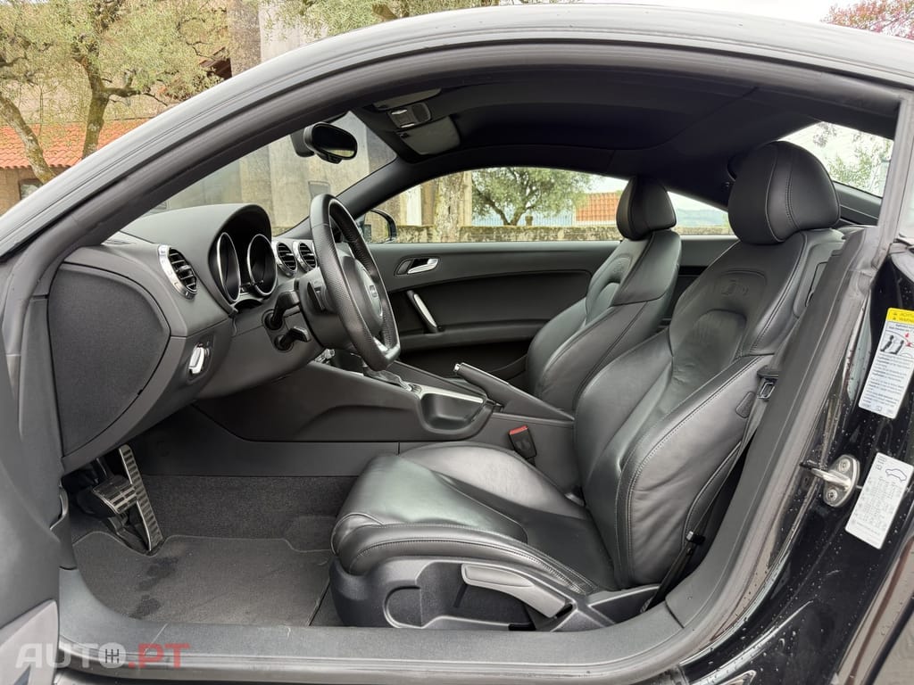 Audi TT 2.0 TFSI quattro S-line S tronic