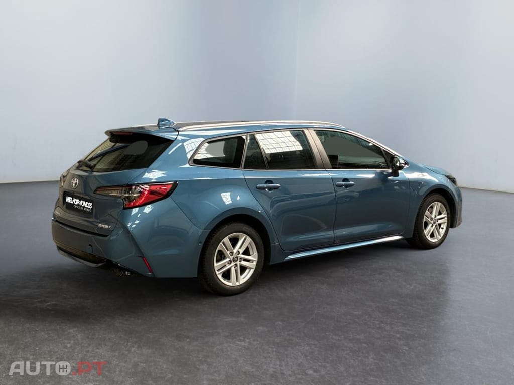 Toyota Corolla Touring Sports 2.0 Hybrid MY22 Dynamic Business