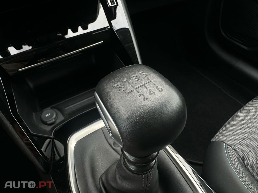 Peugeot 208 PureTech 100 Allure
