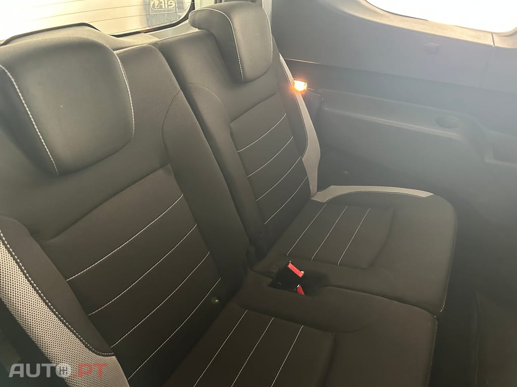 Dacia Lodgy 1.5 dCi Stepway 7L