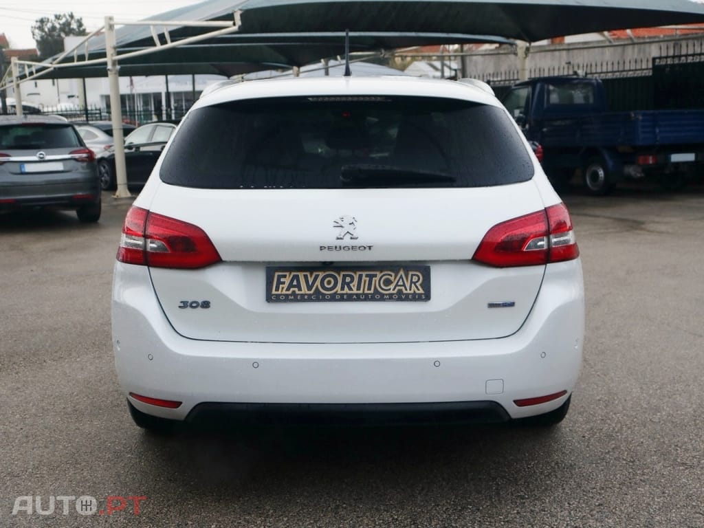 Peugeot 308 1.6 BlueHDi Allure EAT6