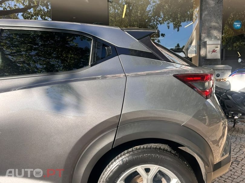 Nissan Juke 1.0 DIG-T N-Connecta DCT — fotografia 5