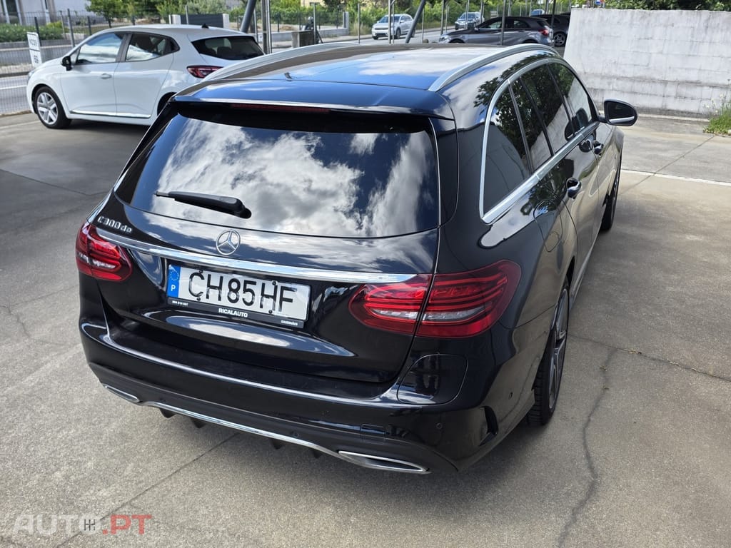 Mercedes-Benz C 300 DE AMG — fotografia 6