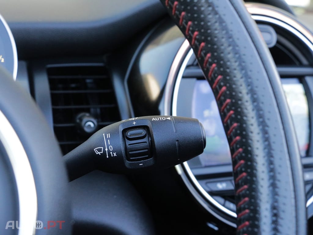MINI Cabrio Cooper Premium First JCW Auto