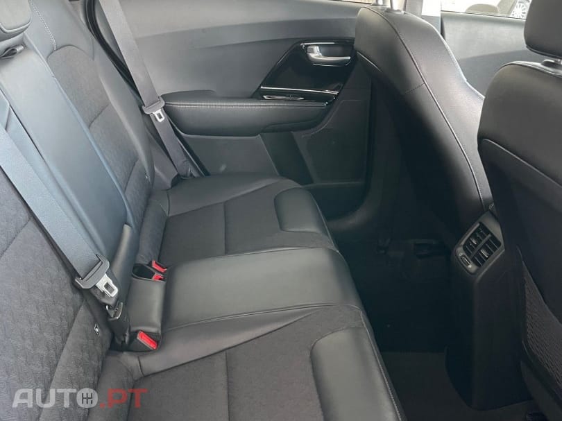 Kia Niro 1.6 GDi HEV Drive