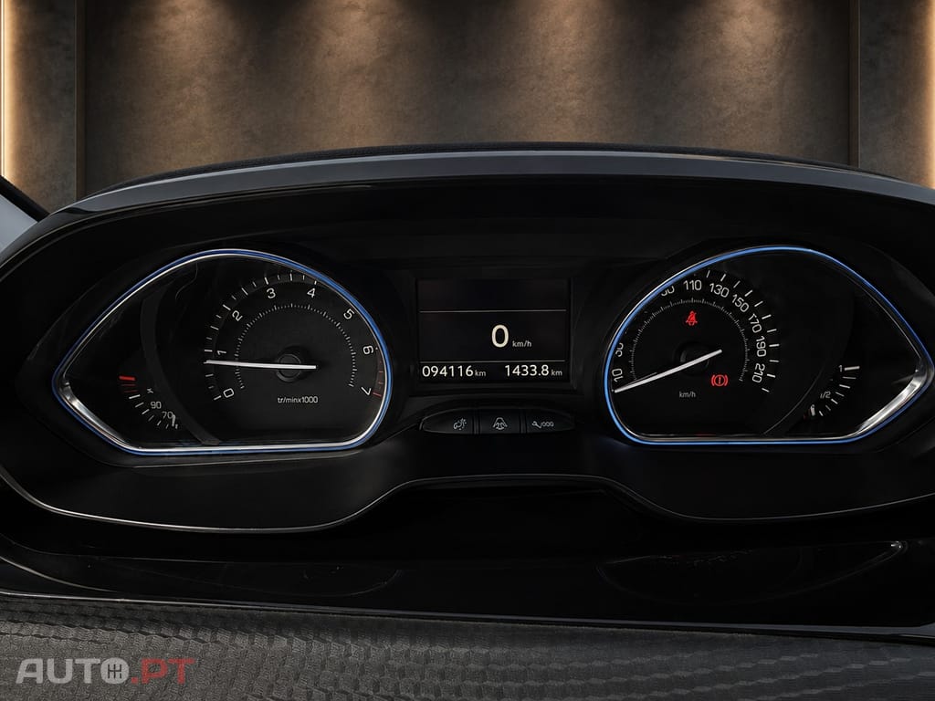 Peugeot 2008 1.2 PureTech Allure