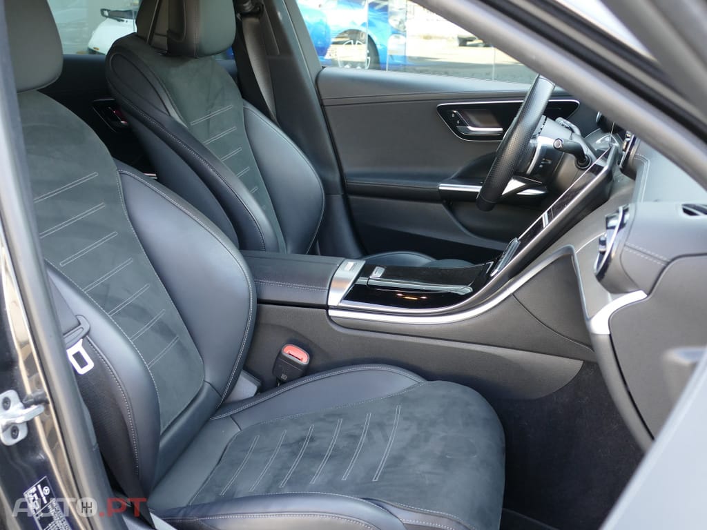 Mercedes-Benz C 300 e AMG Line