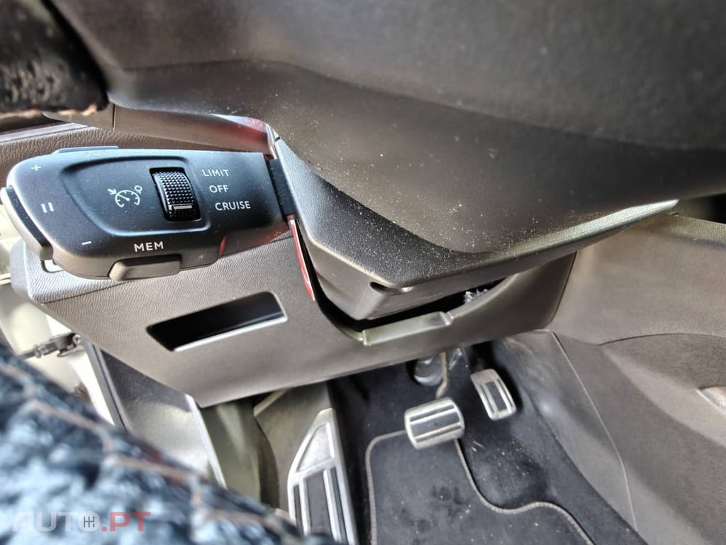Peugeot 5008 1.5 BlueHDi GT EAT8