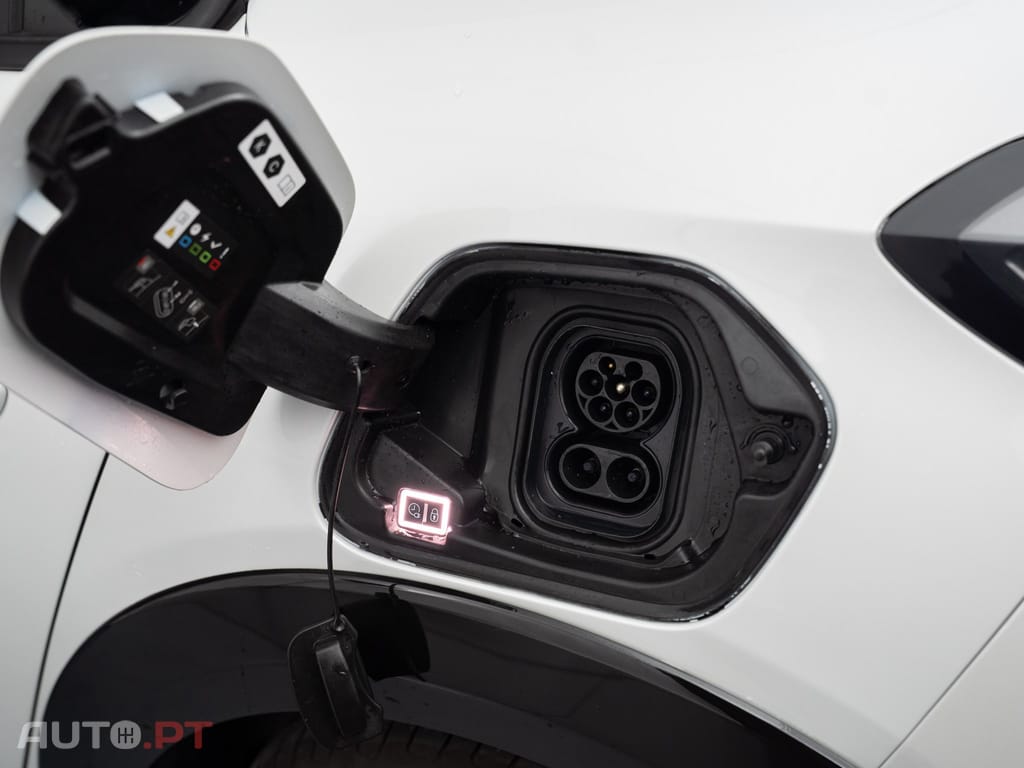 Peugeot E-208 50 kWh Allure