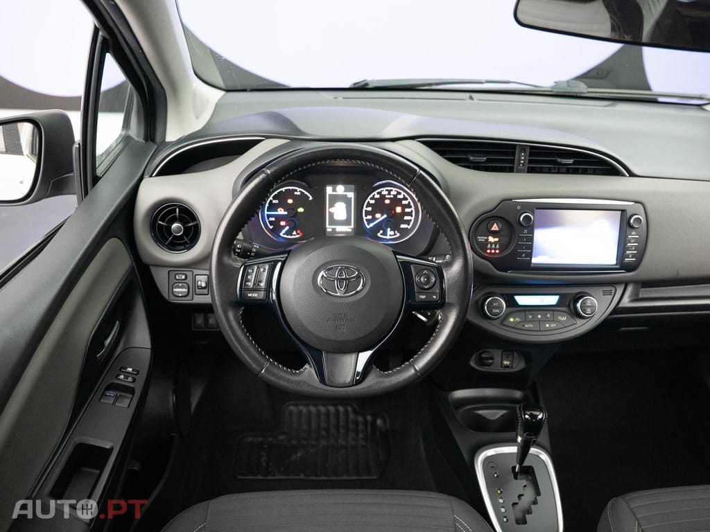 Toyota Yaris 1.5 HSD Comfort+P.Style