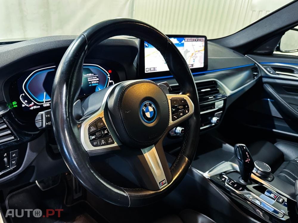 BMW 530 e Pack Desportivo M