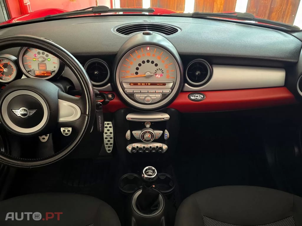 MINI Cabrio Cooper