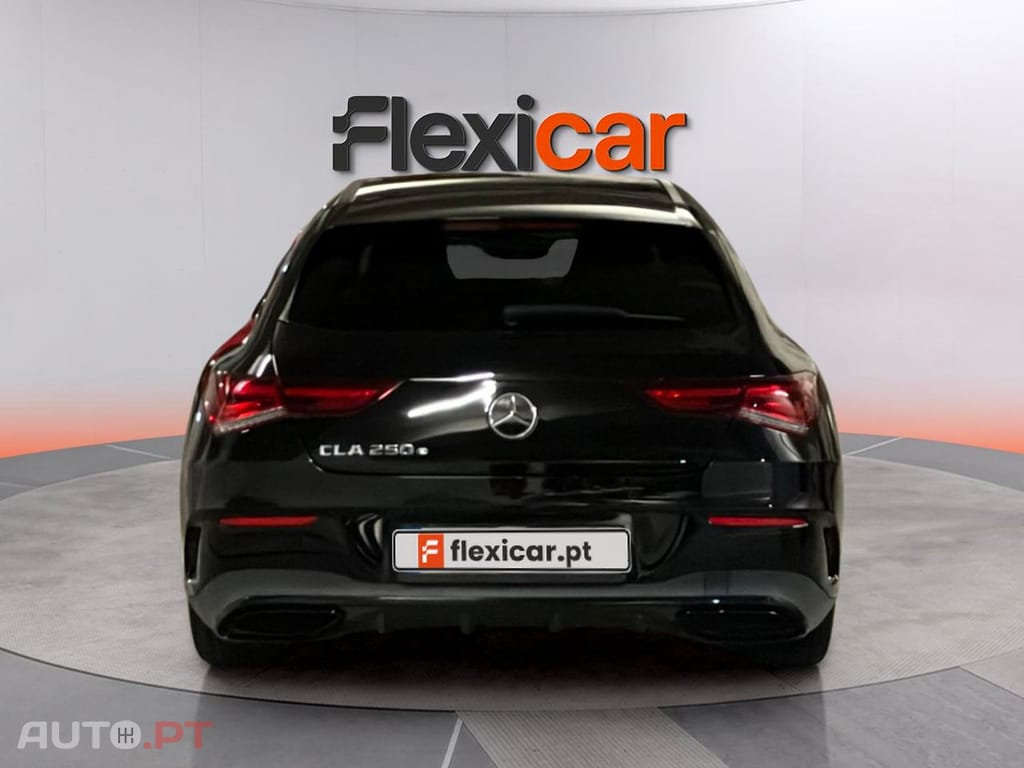 Mercedes-Benz CLA 250 e Shooting Brake AMG Line