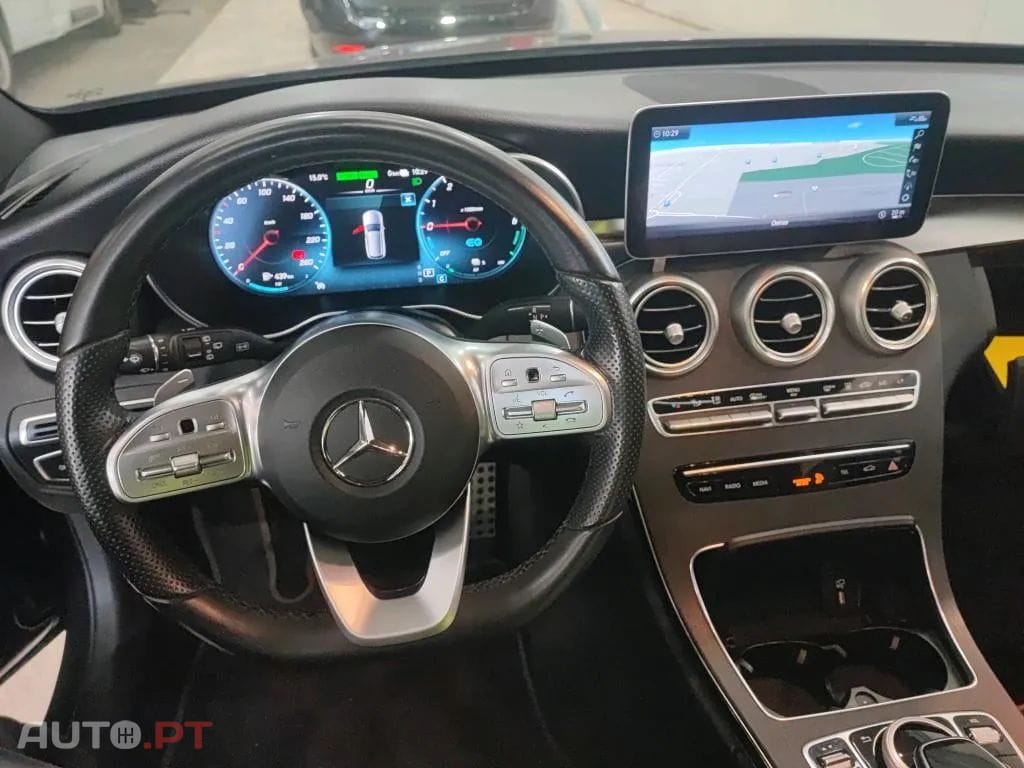 Mercedes-Benz C 300 de AMG Line