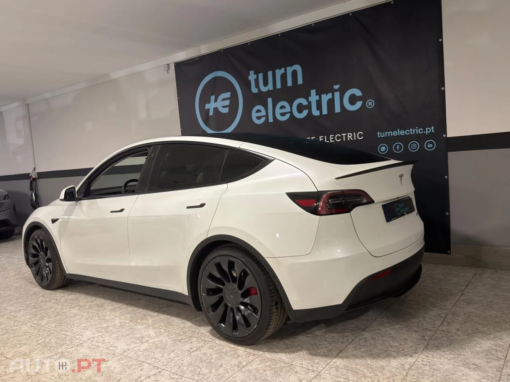 Tesla Model Y Performance Tração Integral