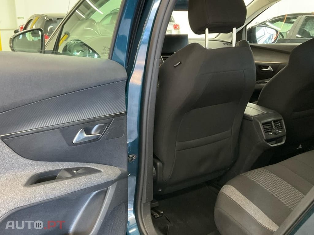 Peugeot 3008 1.5 BlueHDi Active Pack